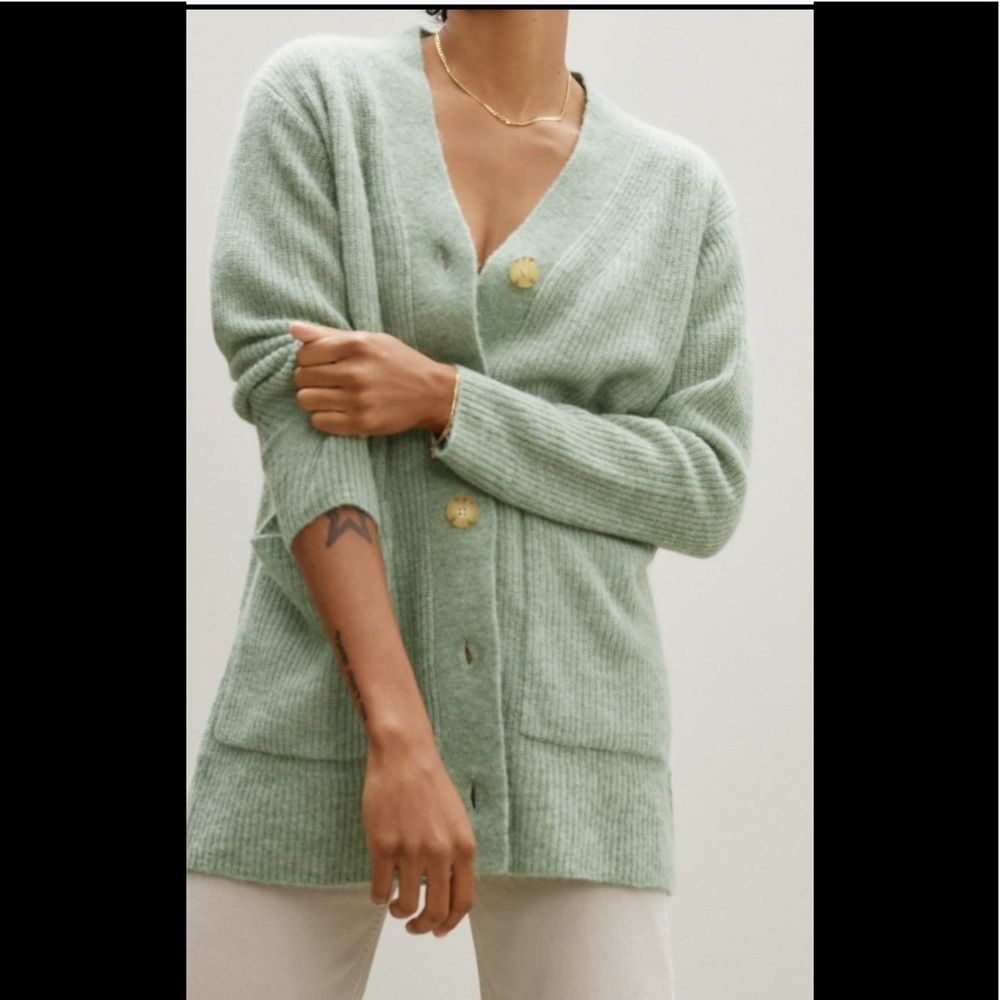 EverLane Oversized Alpaca V-neck Cardigan Size XS